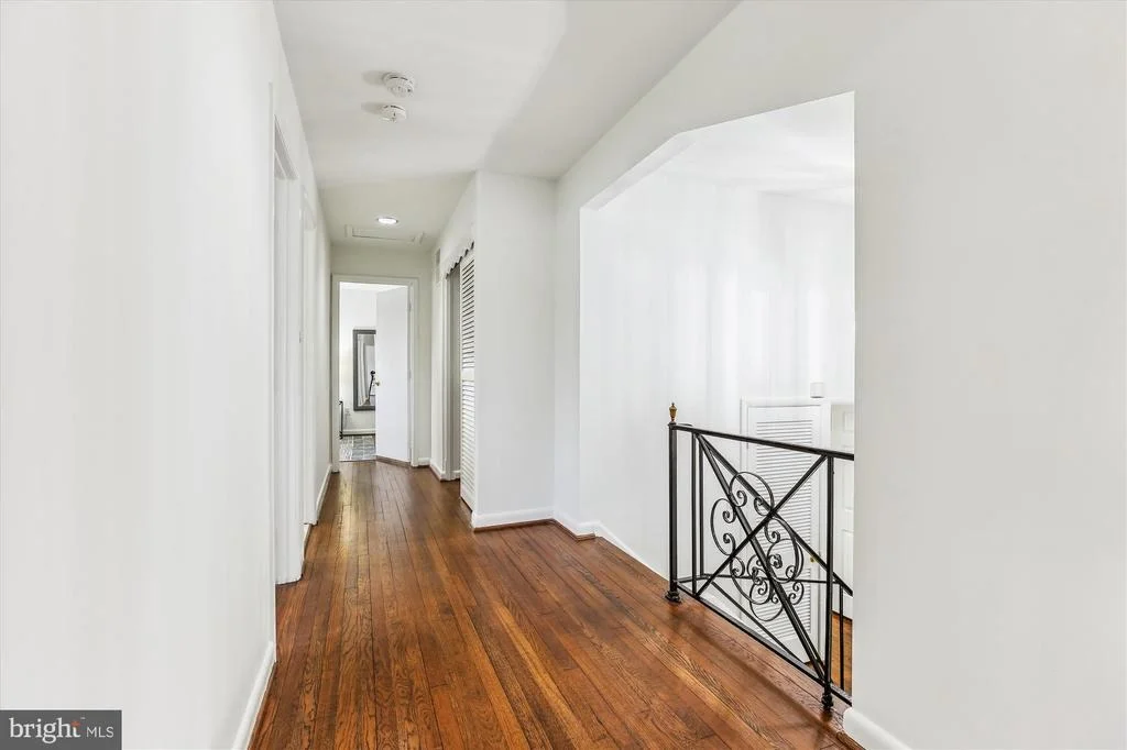 Photo of 715 BELGRADE ROAD N