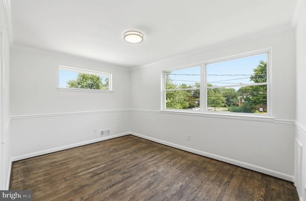 Photo of 9831 SINGLETON DRIVE