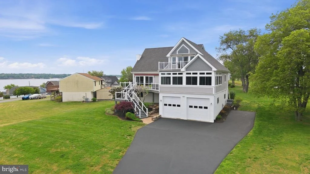 Photo of 160 CLIFFVIEW DRIVE
