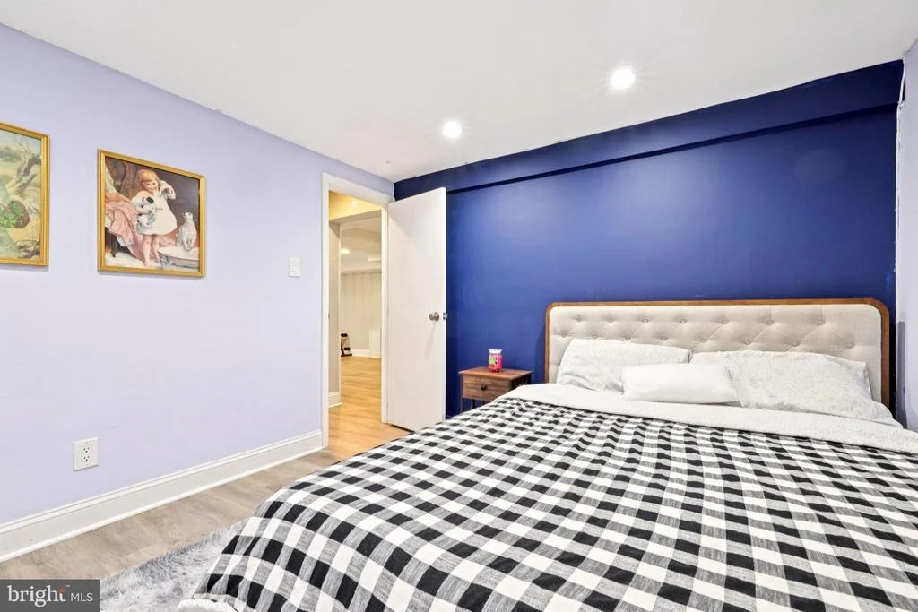 Photo of 4214 THORNCLIFF ROAD