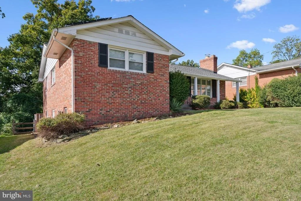 Photo of 9238 LIMESTONE PLACE