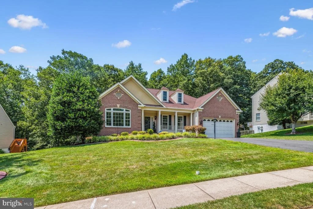 Photo of 11708 CREST MAPLE DRIVE