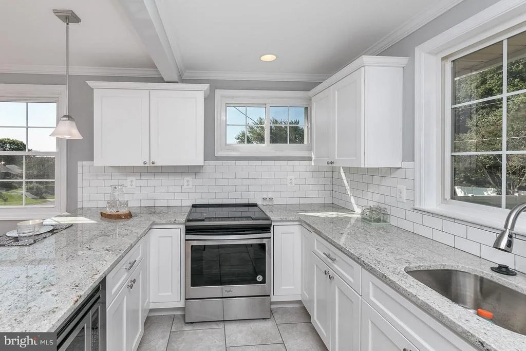 Photo of 1305 HEATHER HILL ROAD