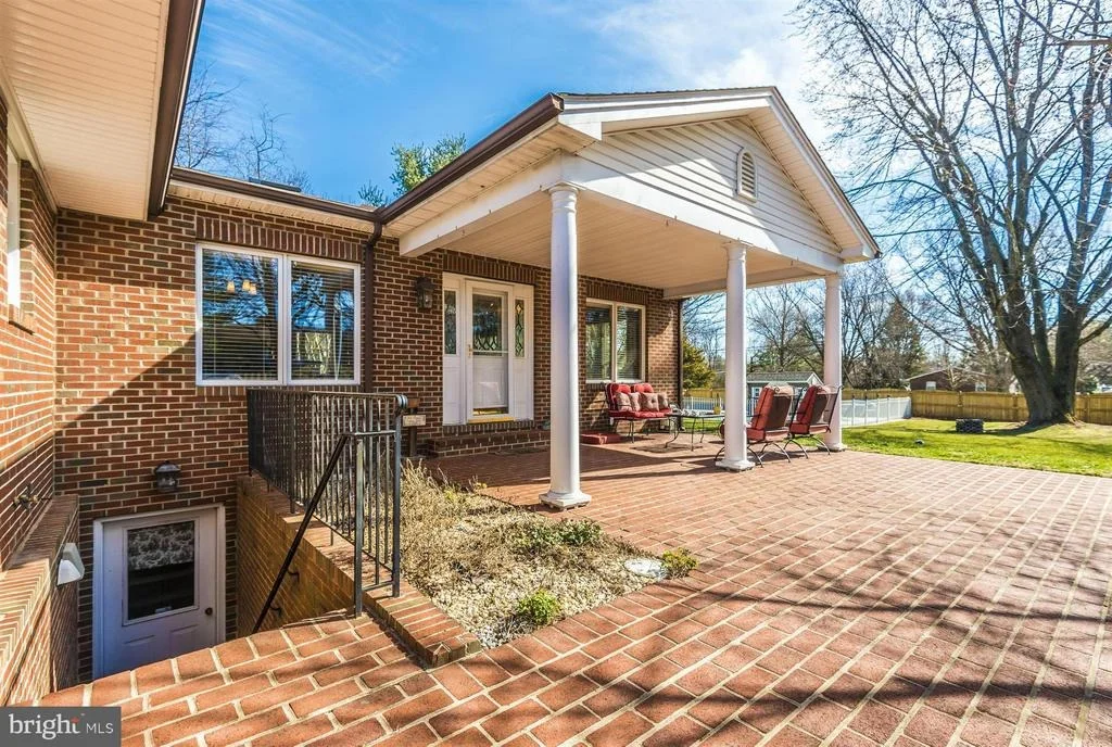 Photo of 7123 SUNDAYS LANE