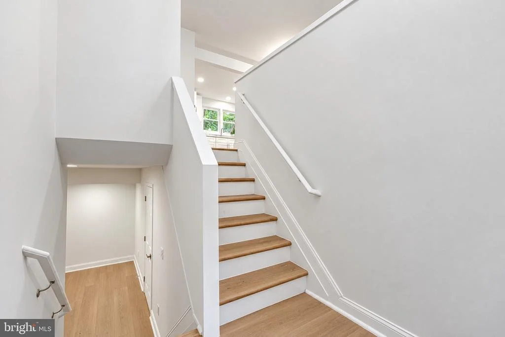 Photo of 1017 ROXLEIGH ROAD
