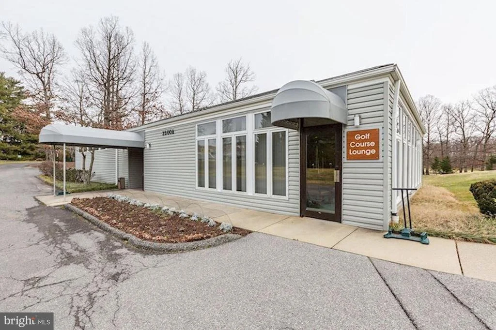 Photo of Unit 708 at 3100 N LEISURE WORLD BOULEVARD