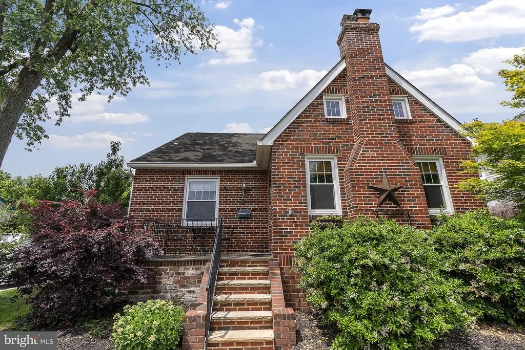 Photo of 26 LOCUST DRIVE