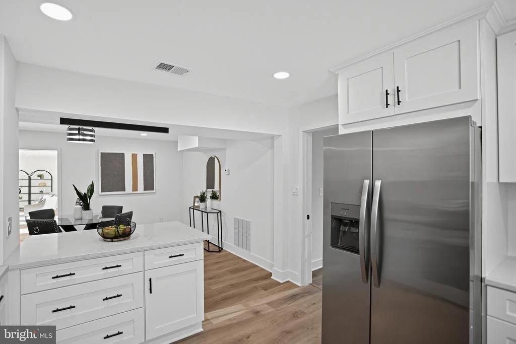 Photo of 6740 SUMERDUCK ROAD