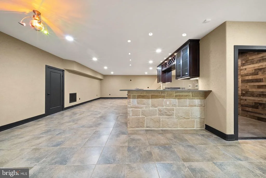 Photo of 8419 OVERLOOK STREET