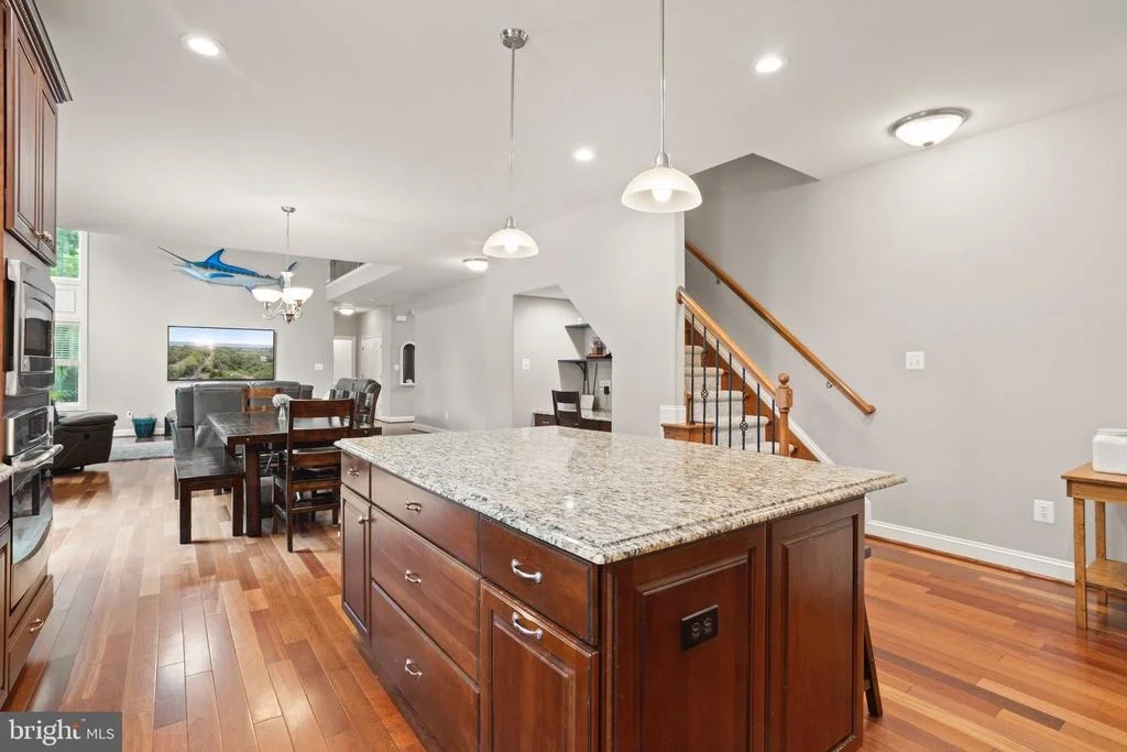 Photo of 3325 COX ROAD