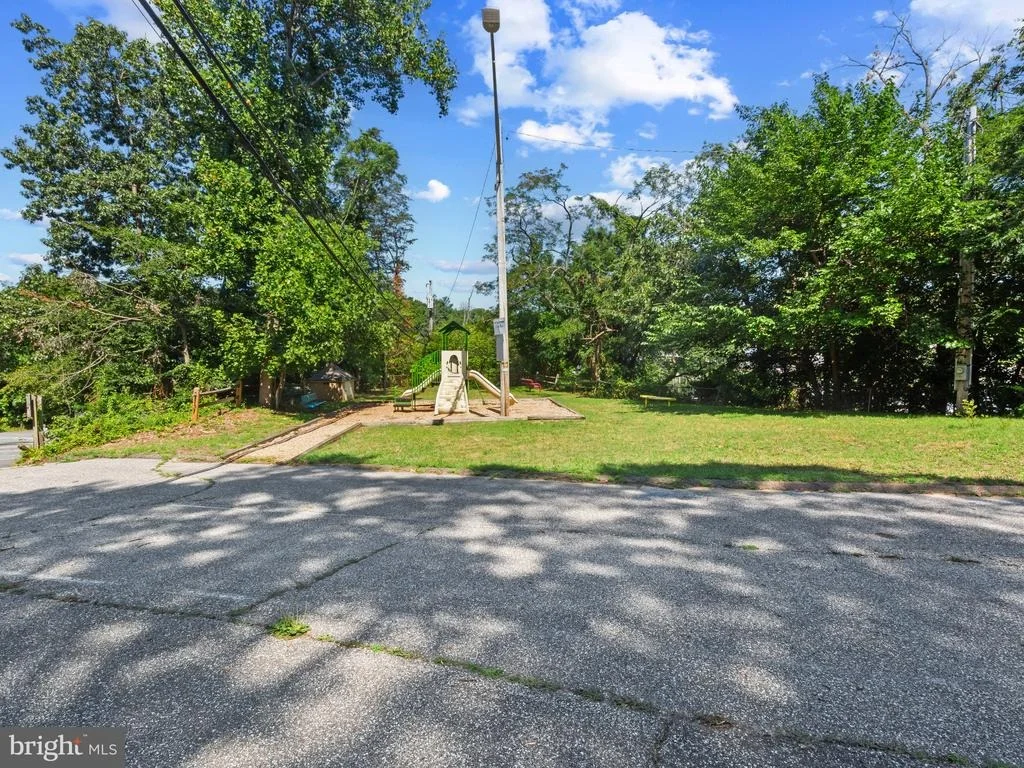 Photo of 1153 HAMPTON ROAD