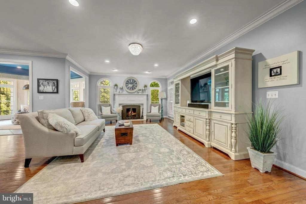 Photo of 24165 SPRING MEADOW CIRCLE
