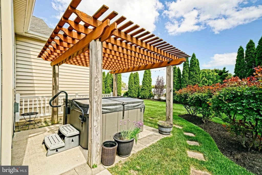 Photo of 17810 SANDCASTLE COVE