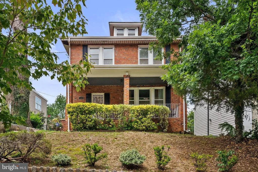 Photo of 1609 30TH STREET SE