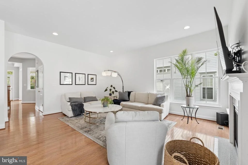 Photo of 23342 HIGBEE LANE