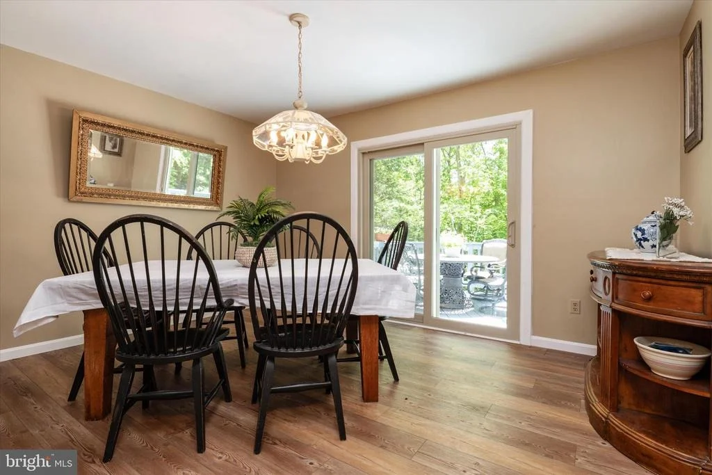 Photo of 2194 HALLMARK COURT
