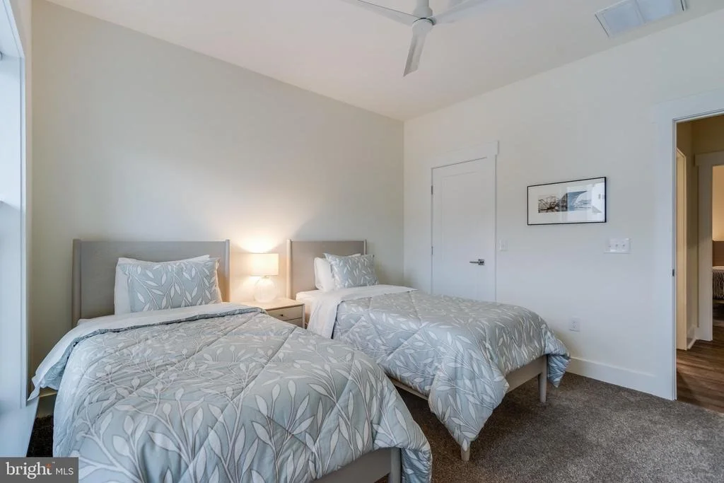 Photo of 16471 FOUR LEAF DRIVE