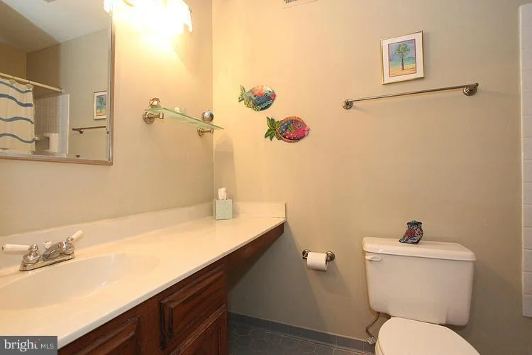 Photo of Unit 17 at 1001 WINDRUSH LANE