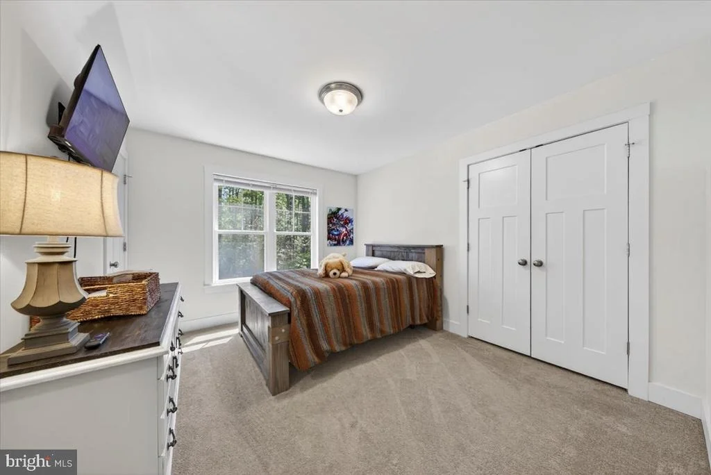 Photo of 844 MANCHESTER ROAD