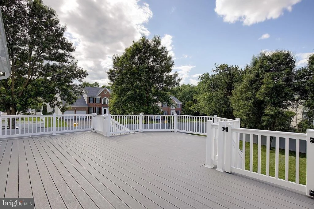 Photo of 2424 VALLEY BROOK LANE