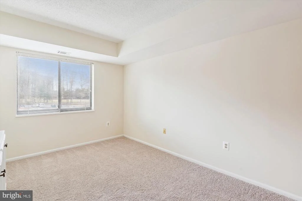 Photo of Unit 4221 at 15100 INTERLACHEN DRIVE