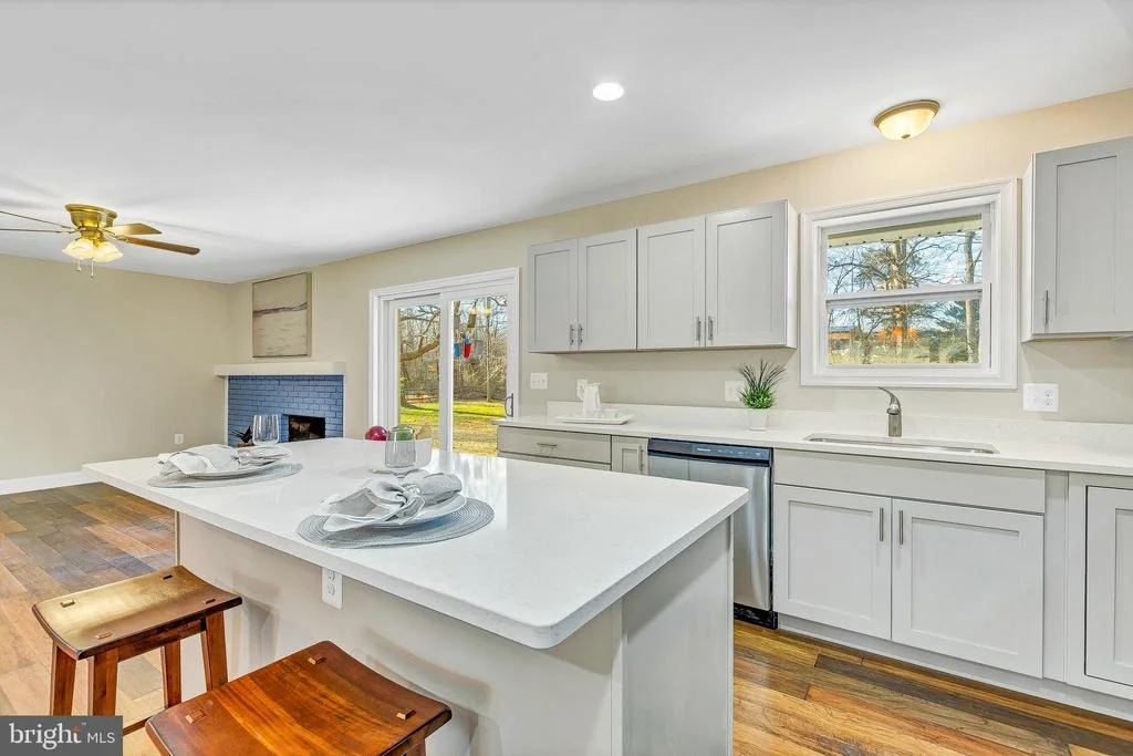 Photo of 9426 BOYDS TURN ROAD