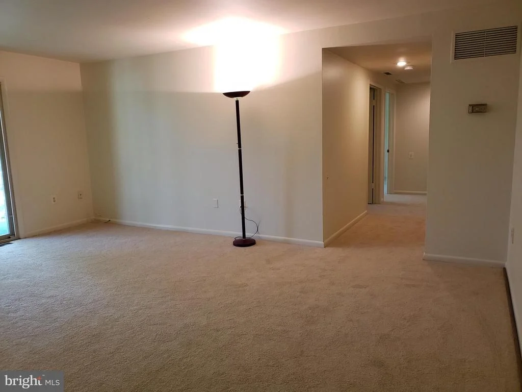 Photo of Unit 73C at 3600 GLENEAGLES DRIVE
