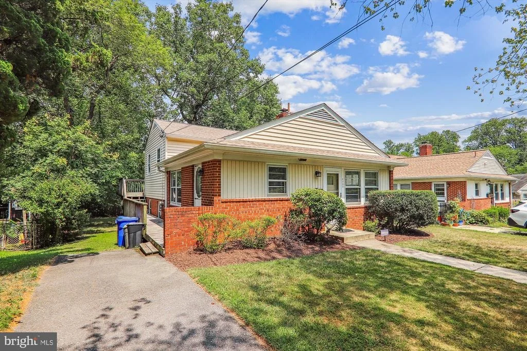 Photo of 3905 ADAMS DRIVE