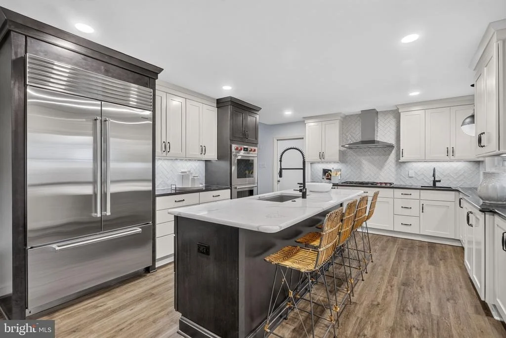 Photo of 415 CROWN VIEW DRIVE