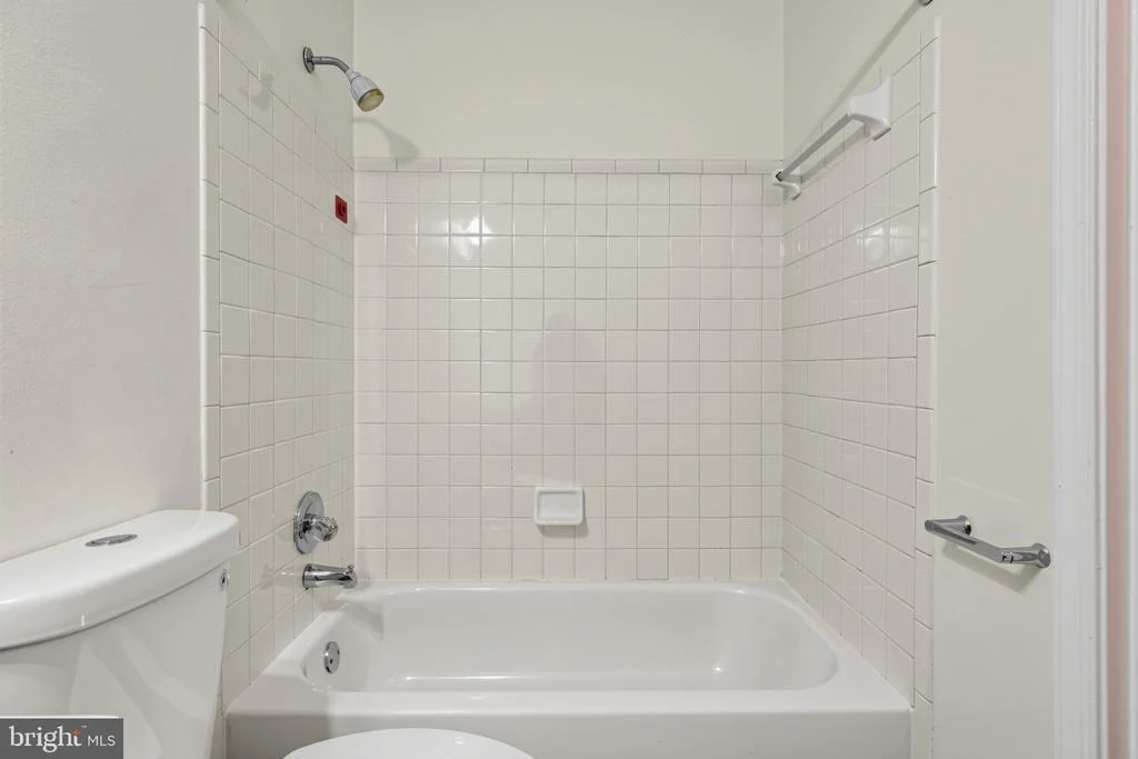 Photo of 9223 E GARY LANE E