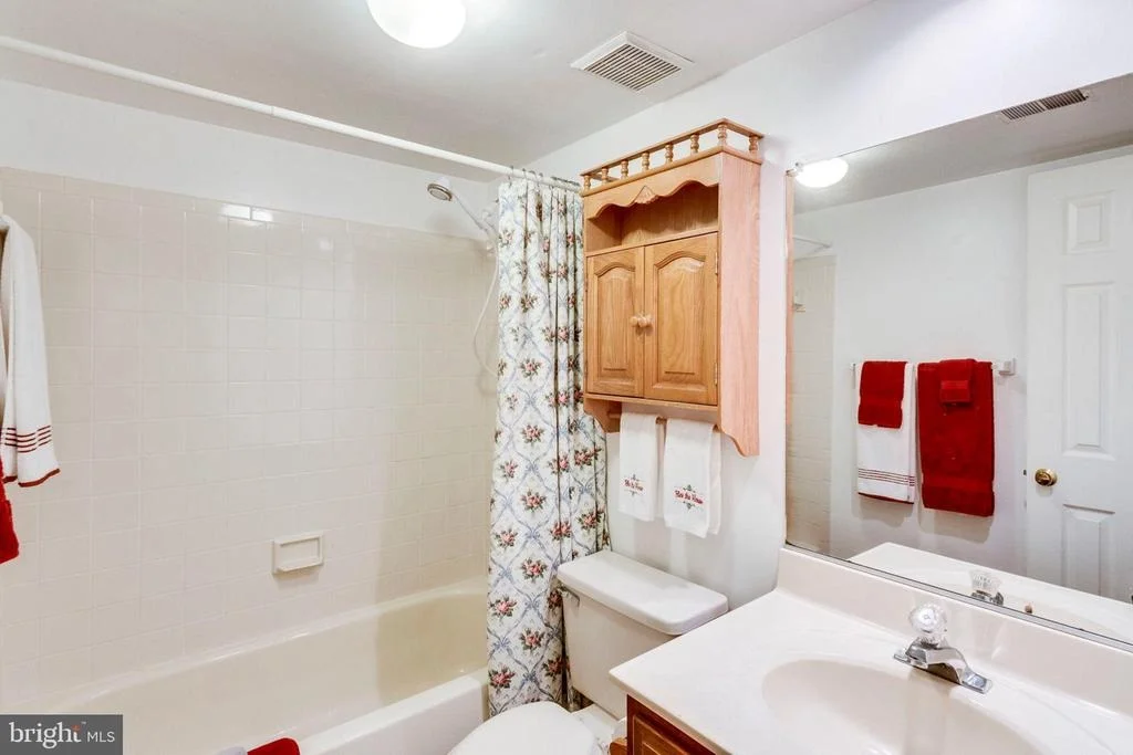 Photo of 10124 CANDY COURT