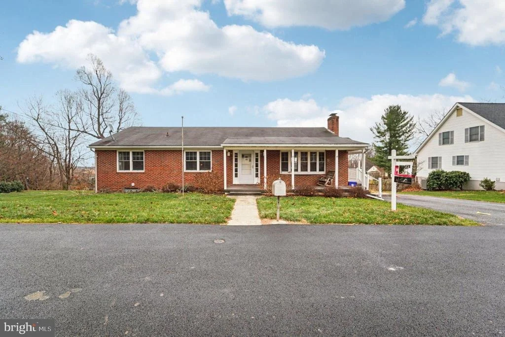 Photo of 307 BELLVIEW AVENUE