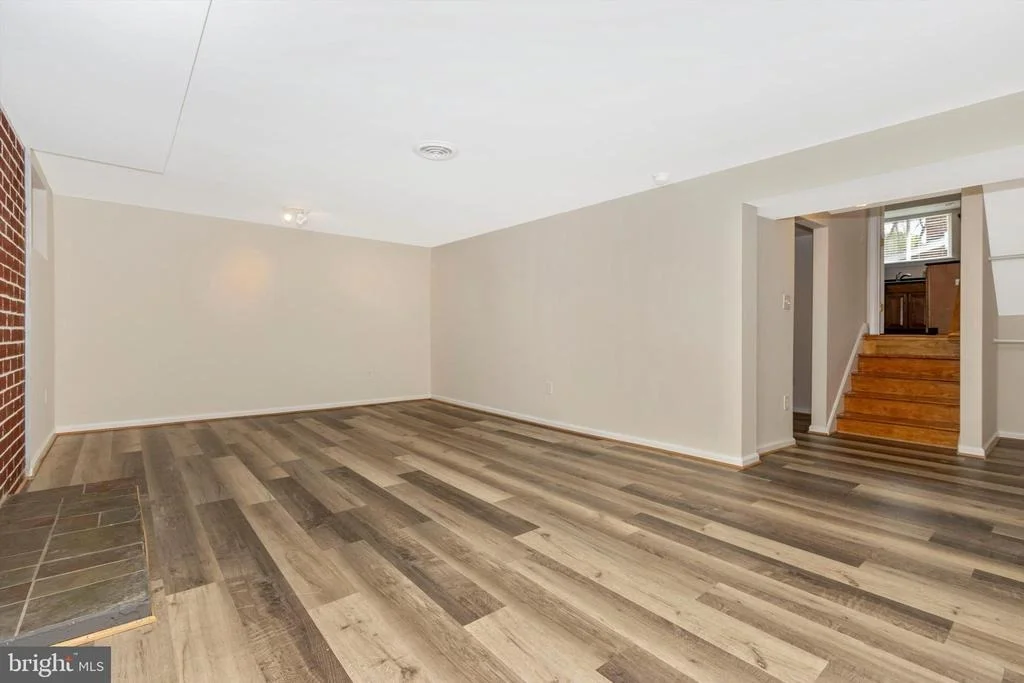Photo of 11403 CLARA STREET