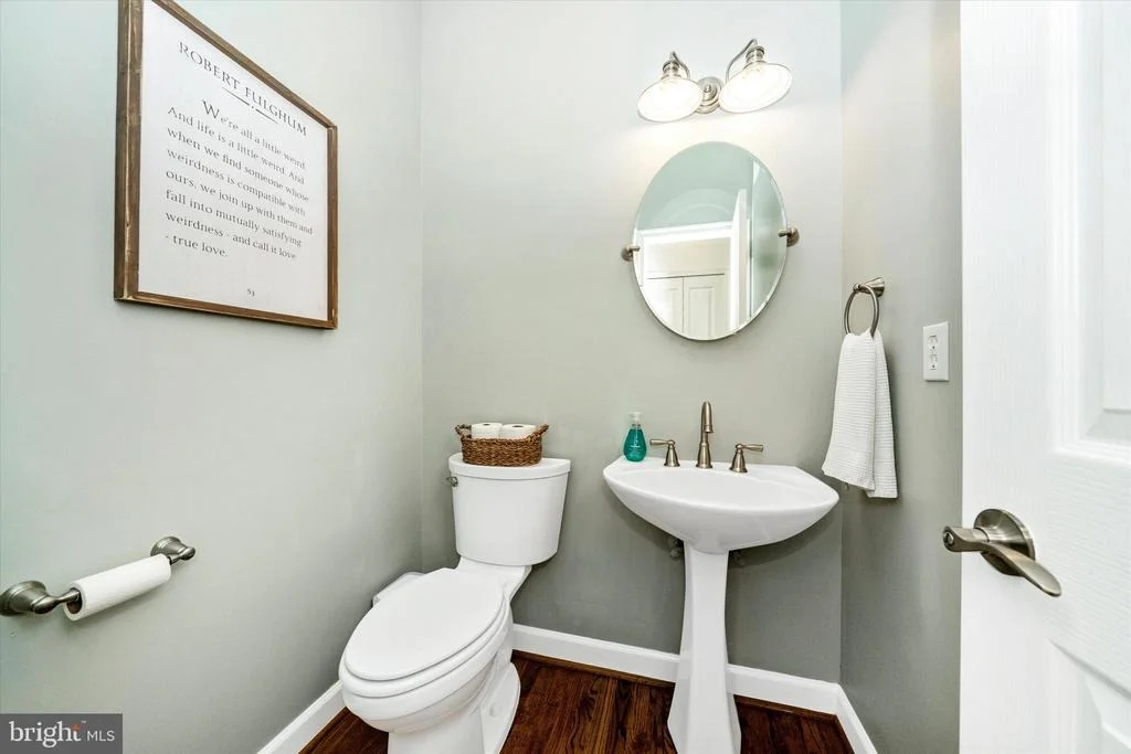 Photo of 2447 MERCHANT STREET