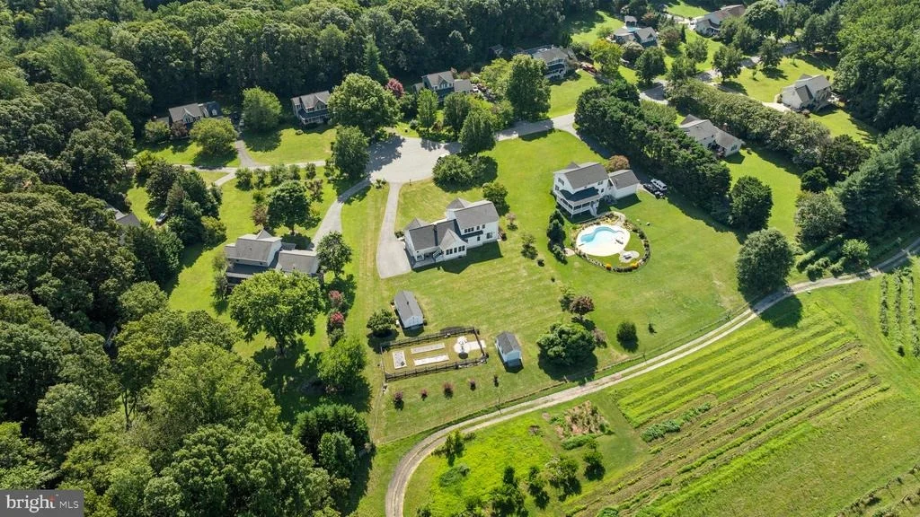 Photo of 7130 DECOY DRIVE