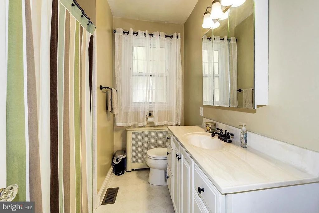 Photo of 35 THOMAS DRIVE