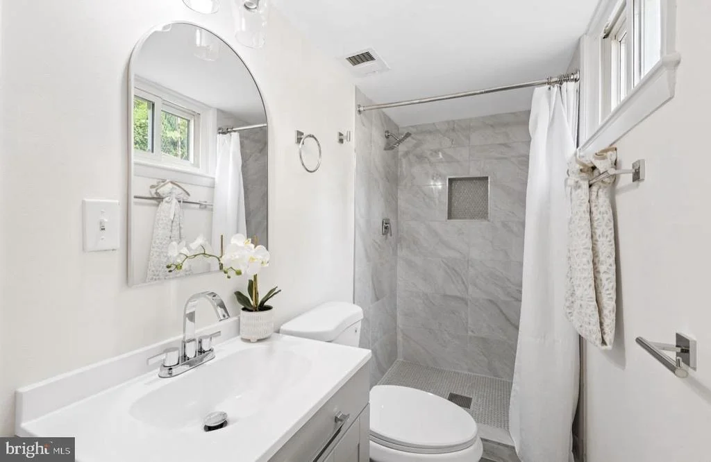 Photo of 6502 SUMMERHILL ROAD