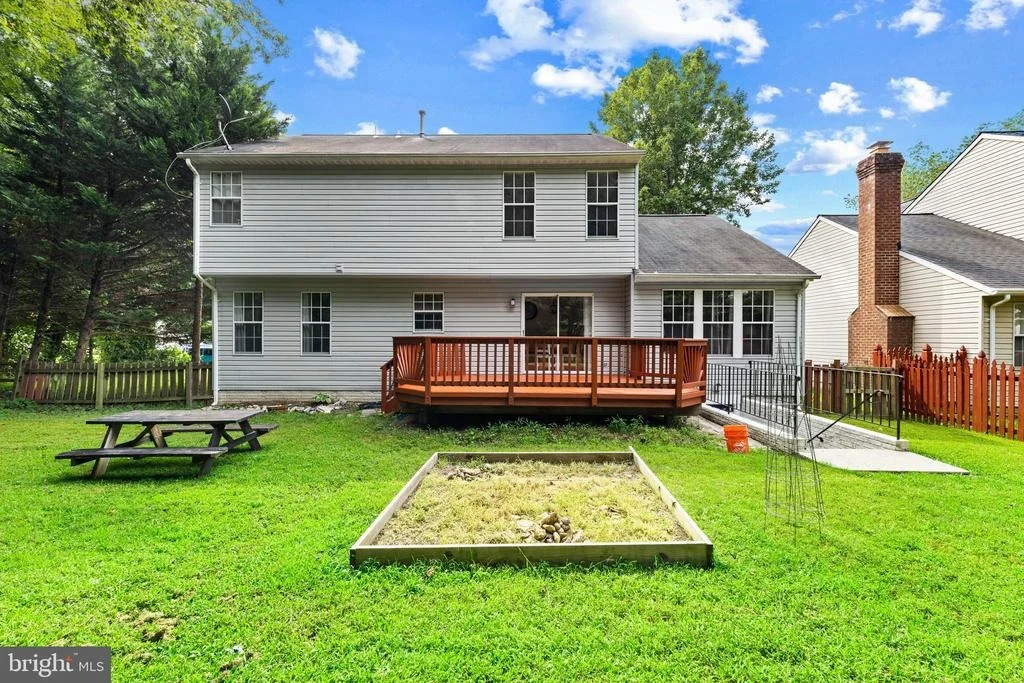 Photo of 9261 MATTHEW DRIVE