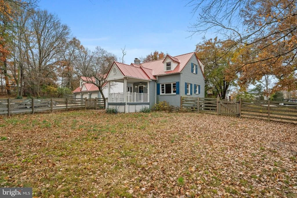 Photo of 2605 MARSHALL HALL ROAD