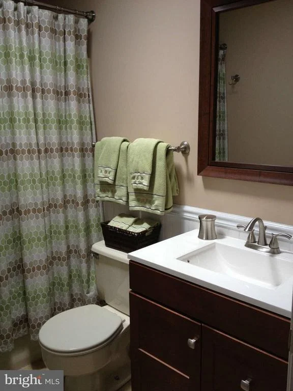 Photo of 11870 HIGHVIEW CIRCLE