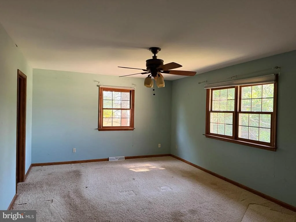 Photo of 37 JOHN ANDREWS DRIVE