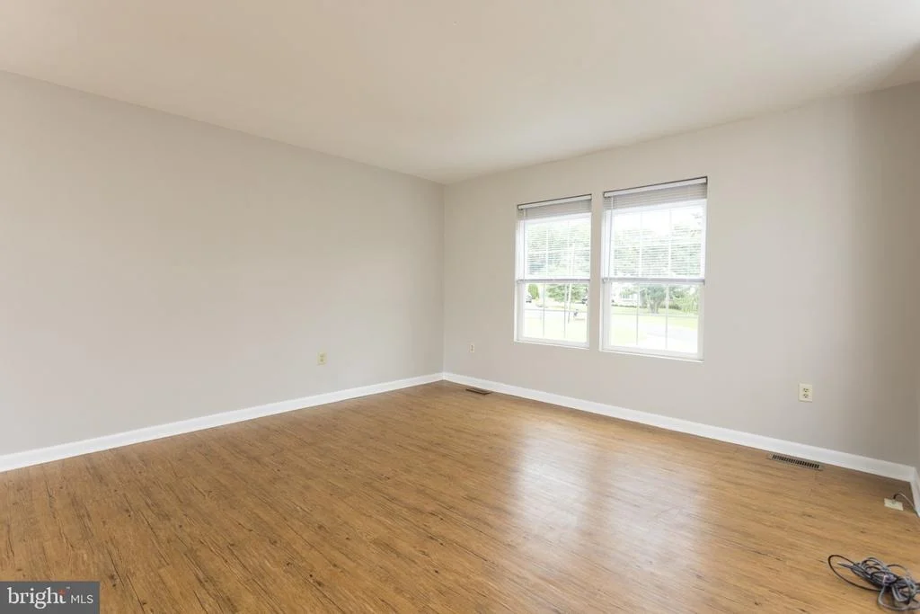 Photo of 805 ROLLING RIDGE DRIVE