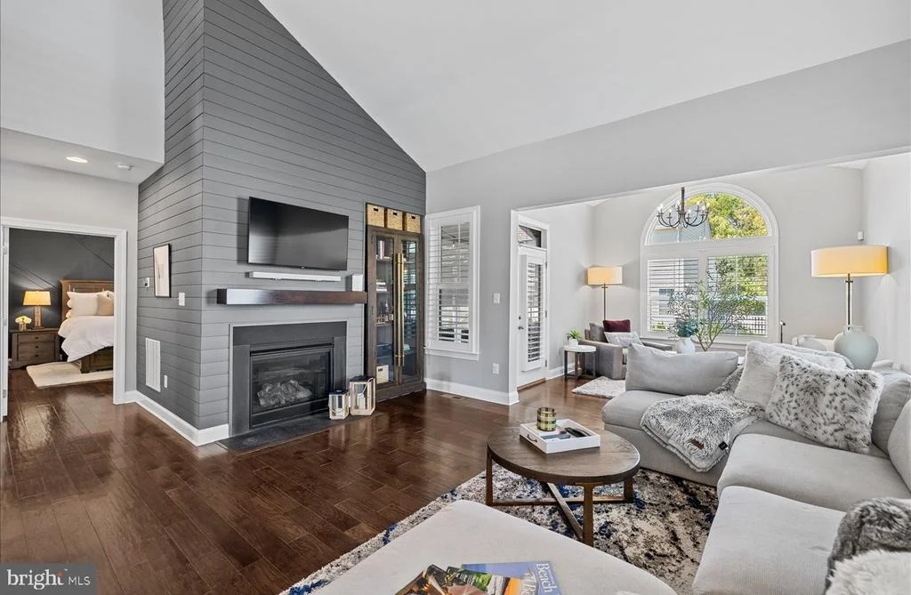 Photo of 19485 MANCHESTER DRIVE