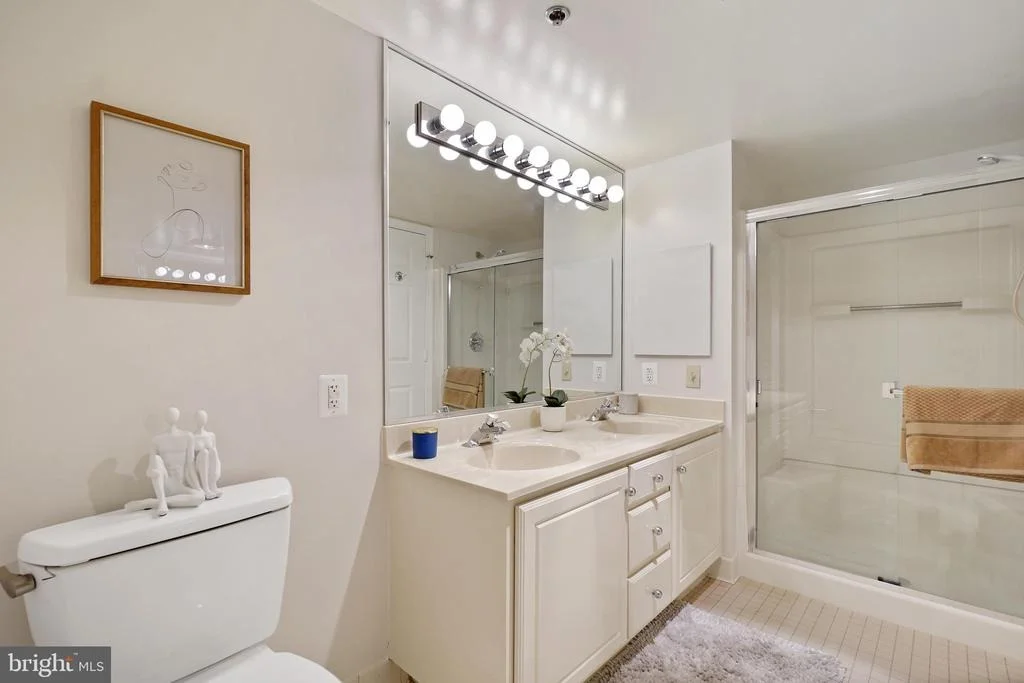 Photo of Unit 306 at 14801 PENNFIELD CIRCLE