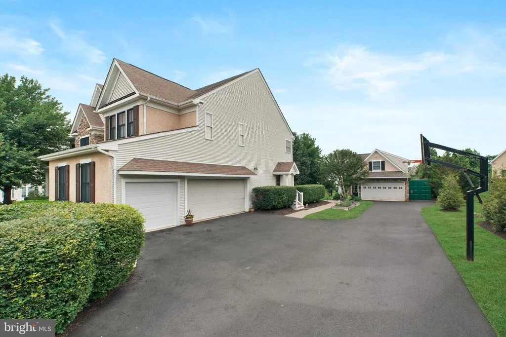 Photo of 4 COPPERLEAF COURT