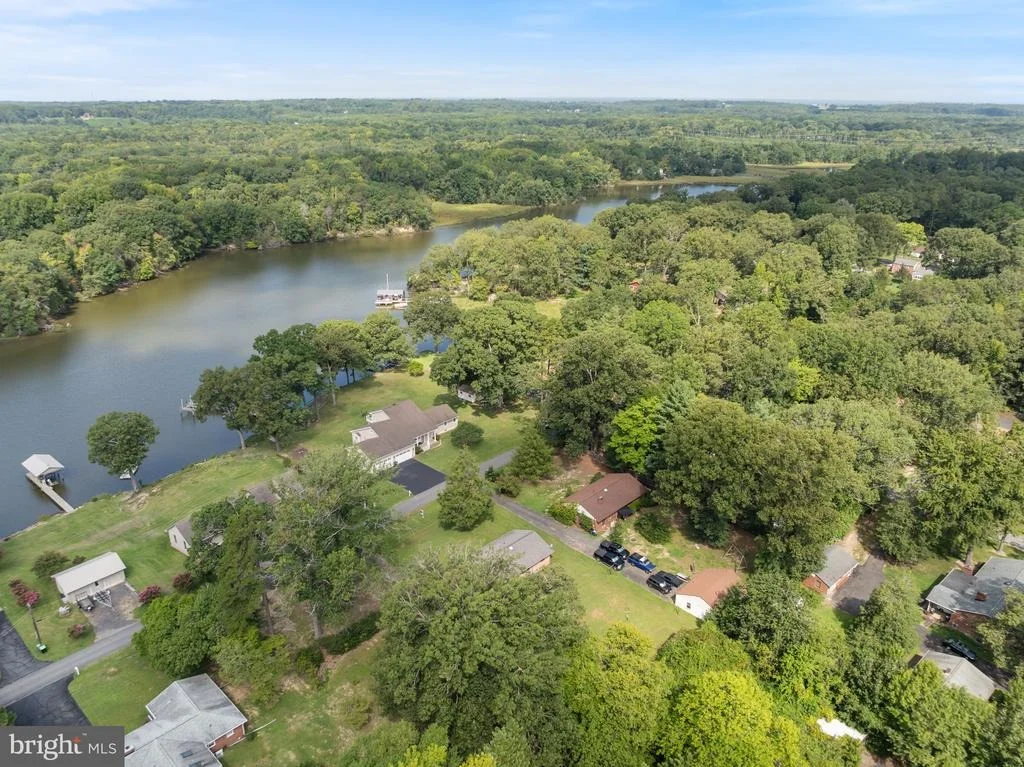 Photo of 5405 DUCLOS LANE