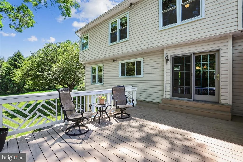 Photo of 18521 AZALEA DRIVE