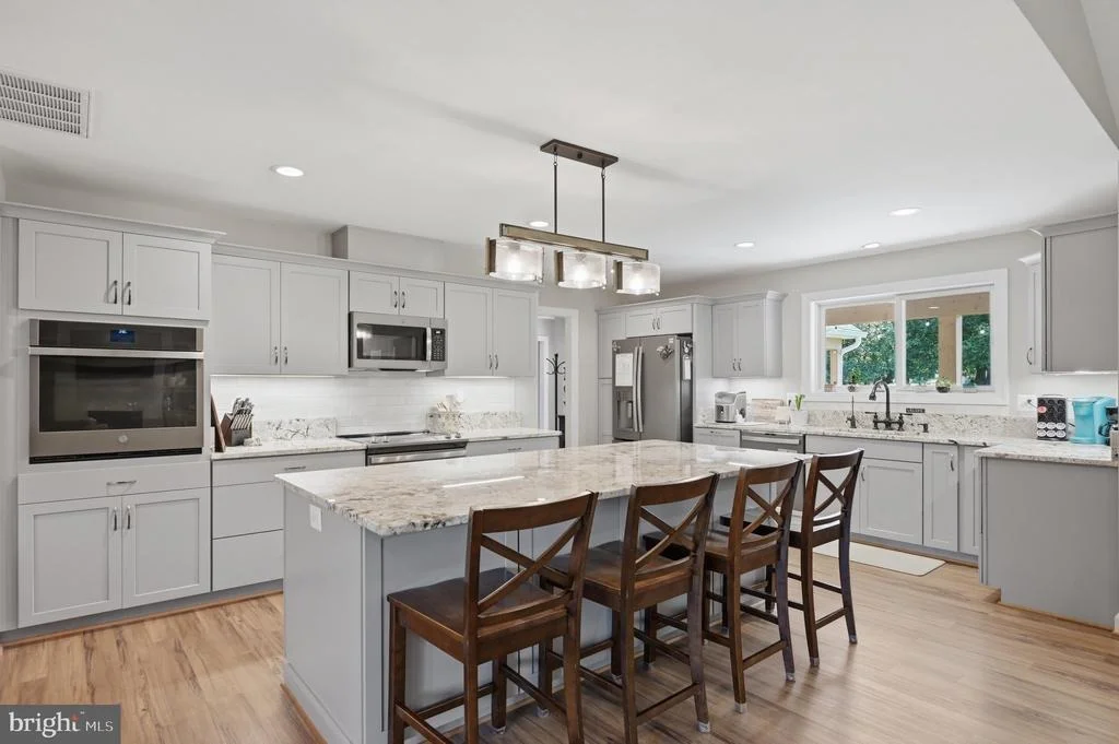 Photo of 295 KING LEAR DRIVE