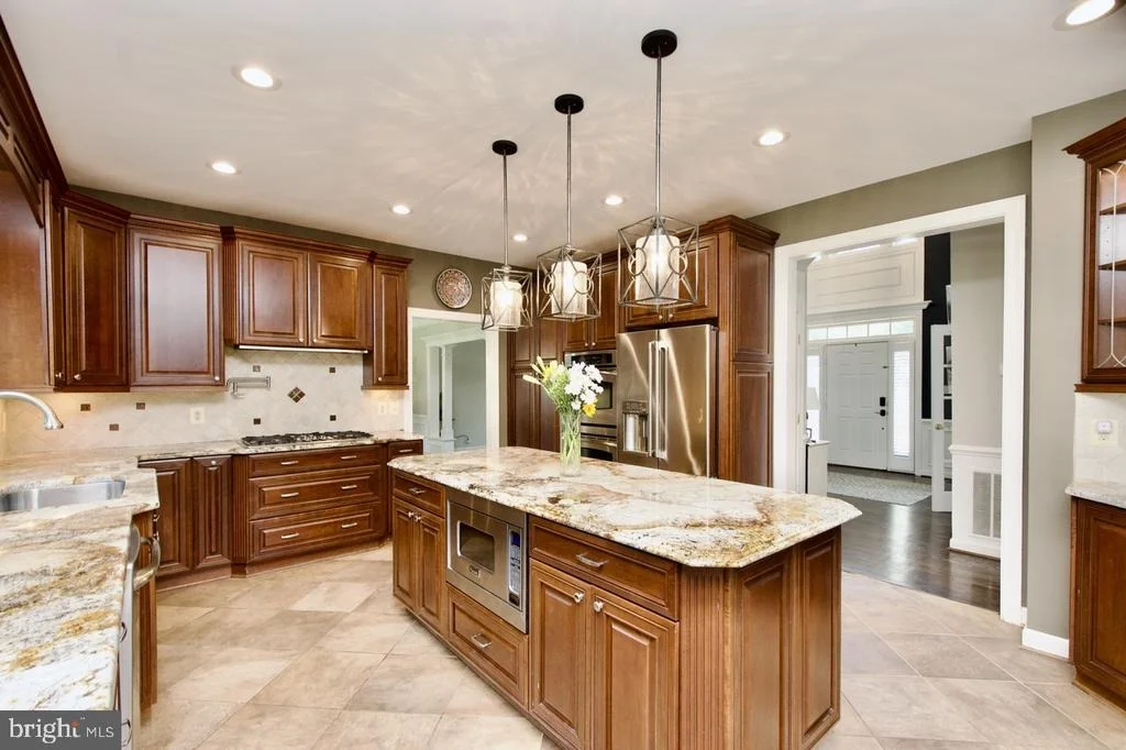 Photo of 5495 ASHLEIGH ROAD