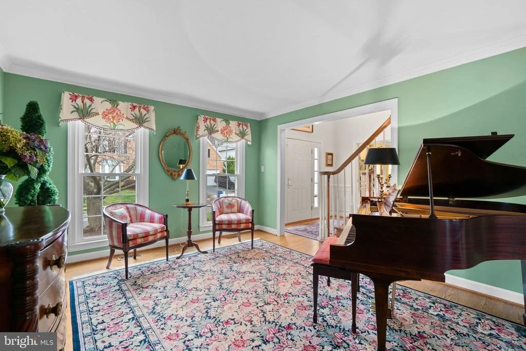Photo of 17702 GLOBE THEATRE DRIVE